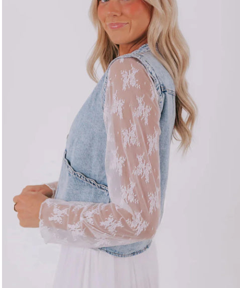 Fan-shaped Trim Patch Pocket Button Front Denim Vest